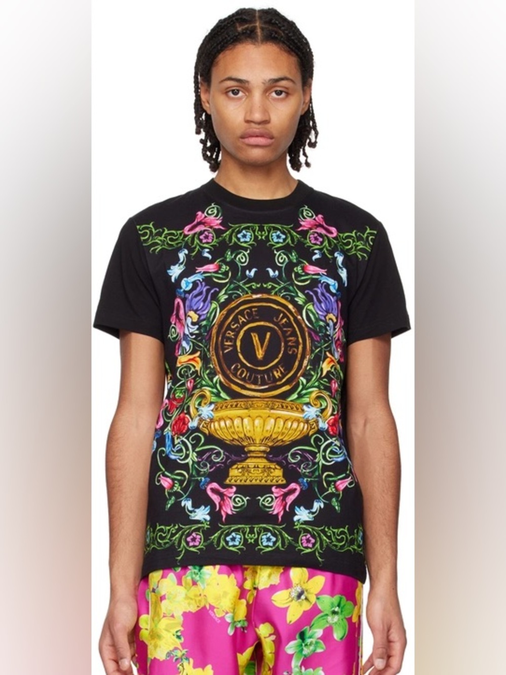 VERSACE JEANS COUTURE V-EMBLEM GARDEN T-SHIRT, Size Medium